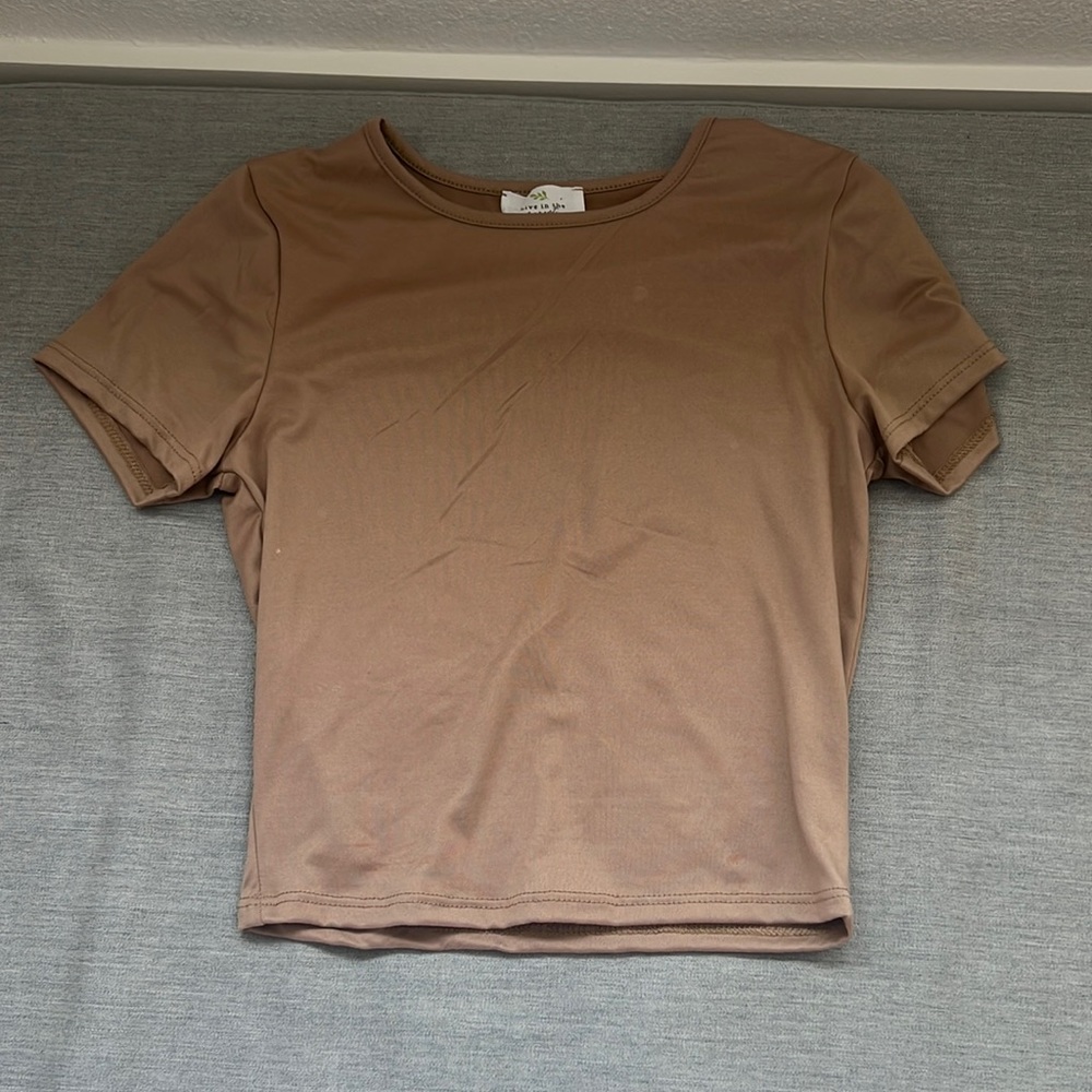 short sleeve tan tee